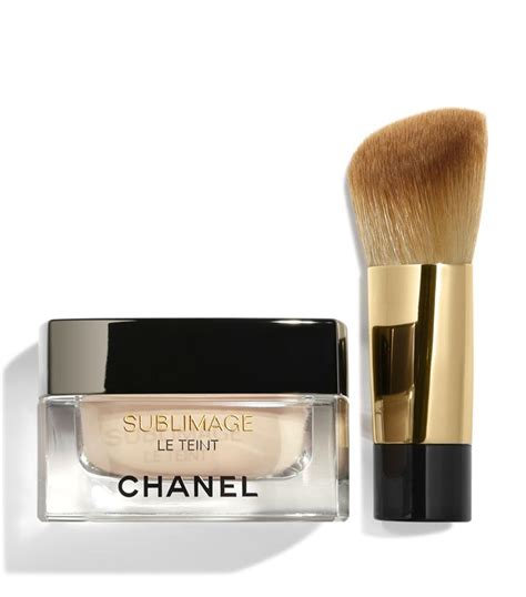 chanel ultimate radiance generating cream foundation|Chanel le teint foundation.